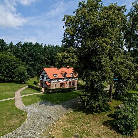 Lesniczowka Nibork Bed and Breakfast Nidzica Exteriör bild