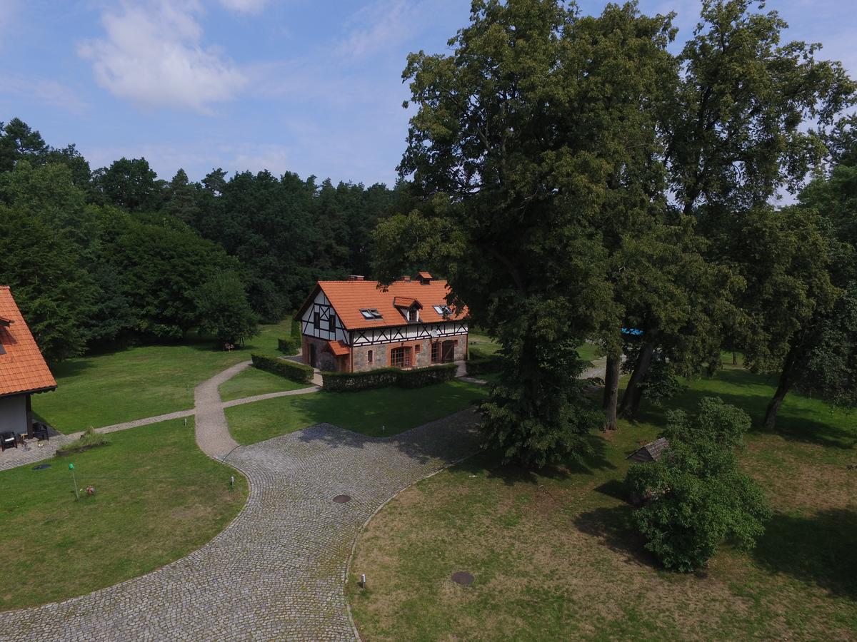 Lesniczowka Nibork Bed and Breakfast Nidzica Exteriör bild