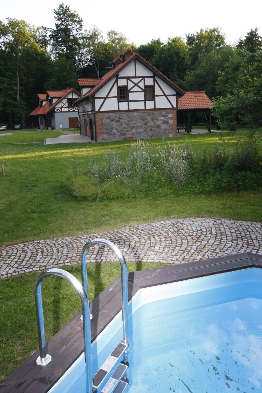 Lesniczowka Nibork Bed and Breakfast Nidzica Exteriör bild